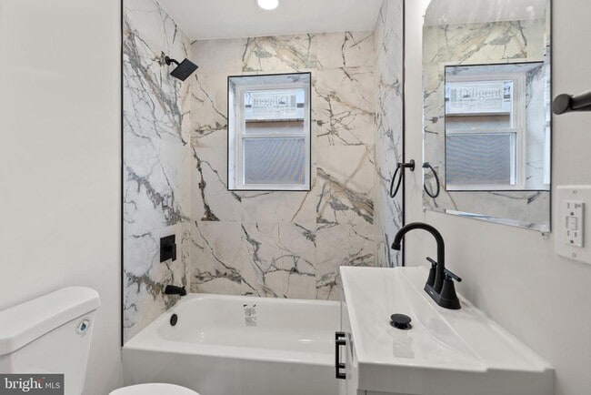 Building Photo - 730 New Pittsburg Ave