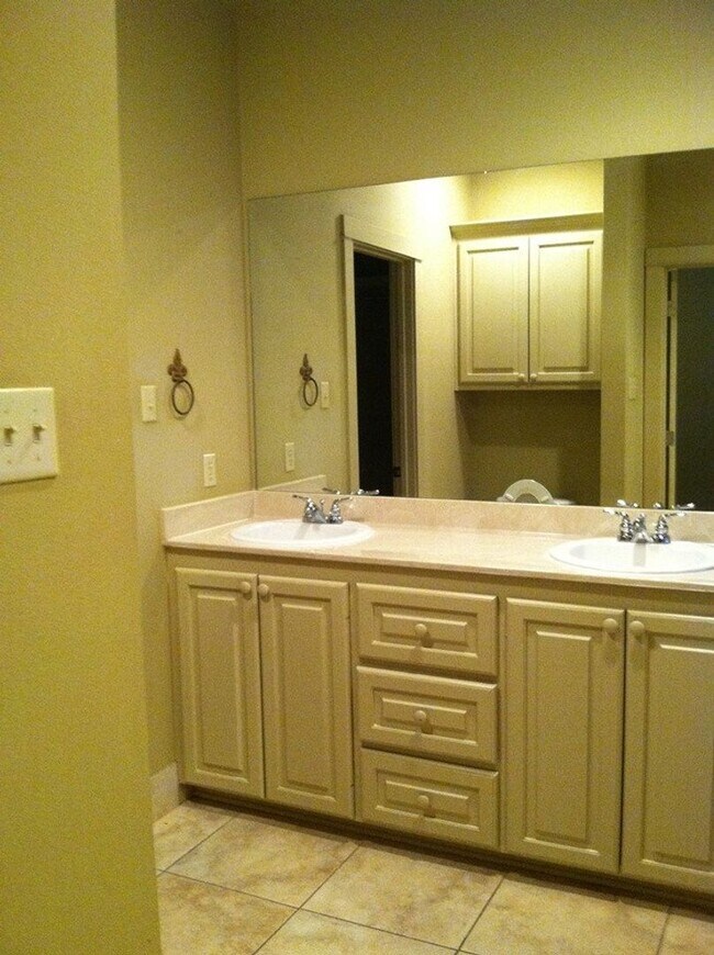 Building Photo - Must see  3BR/2BA home in Santa Rosa Subdivision off Staring Lane