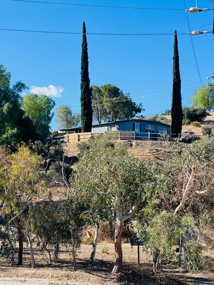 Primary Photo - 46155 Palomino Rd