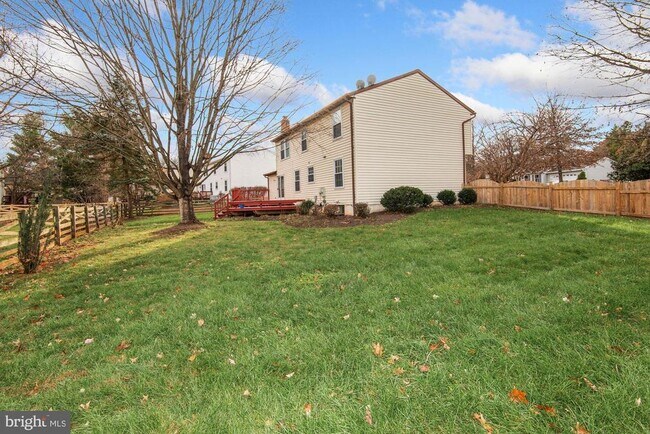 Building Photo - 1346 Rock Chapel Rd