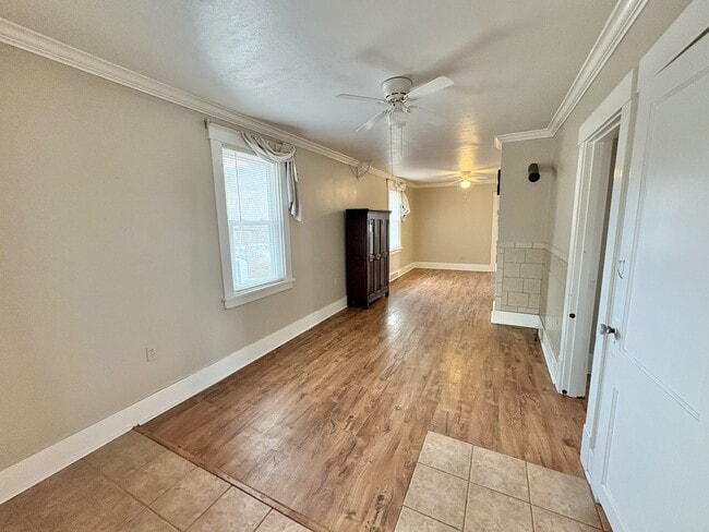 Building Photo - 793 Valley Rd