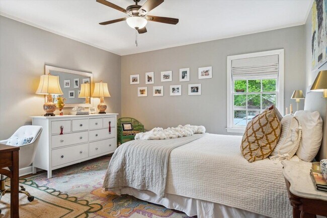 Building Photo - 181 Wallace Rd