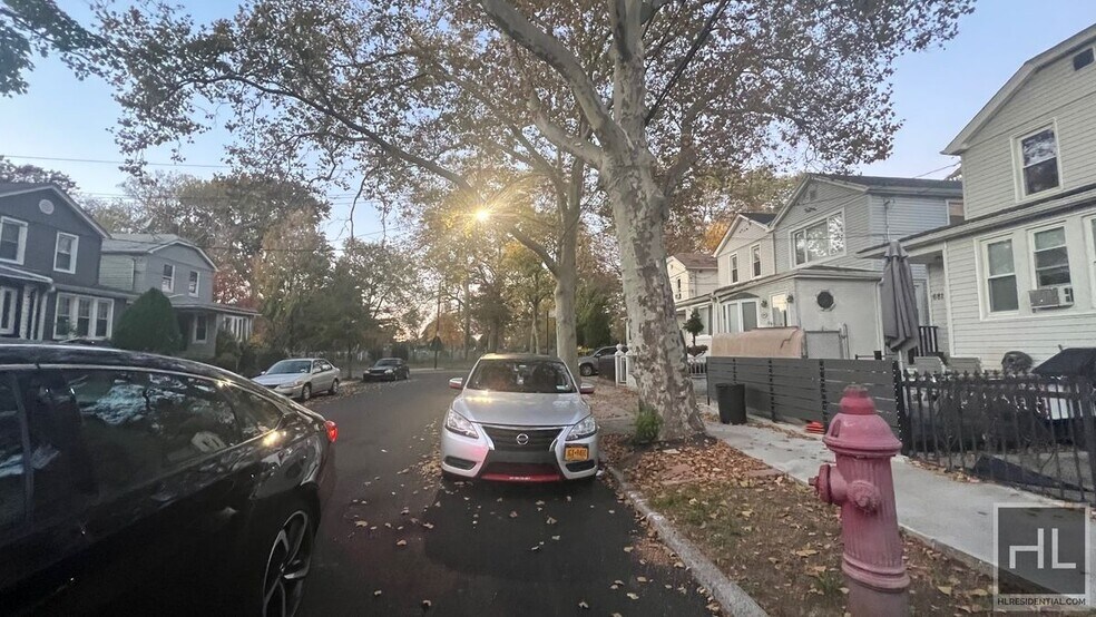 Building Photo - 687 EAST 46 STREET