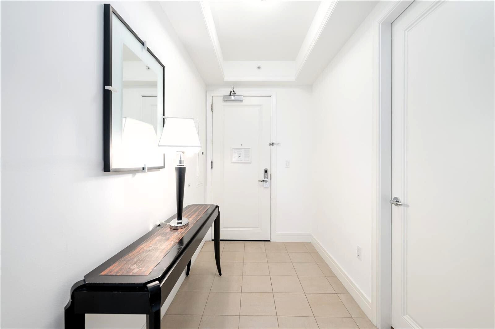 Building Photo - 1435 Brickell Ave