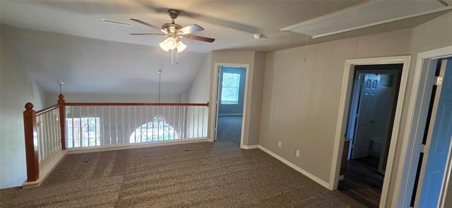 Building Photo - 741 Willow Crest Dr