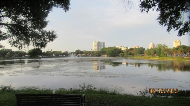 Building Photo - 730 4th Ave N