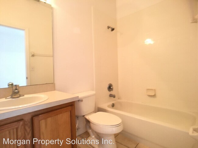 Building Photo - 10926 Savannah Wood Ct