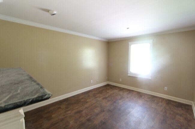 Building Photo - New On The Market! Loaded with Charm!  Get...