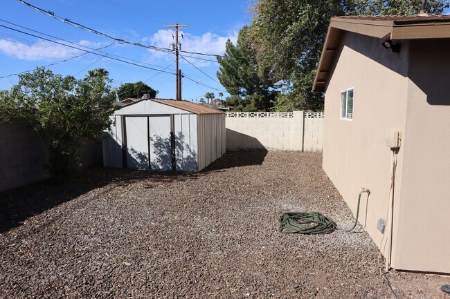 Building Photo - 7501 E Hubbell St