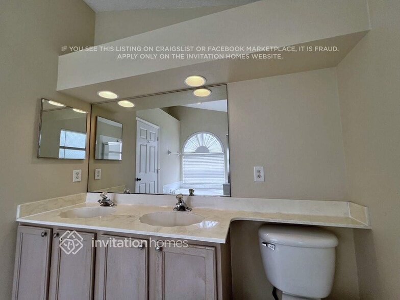 Building Photo - 1933 SW Lennox St