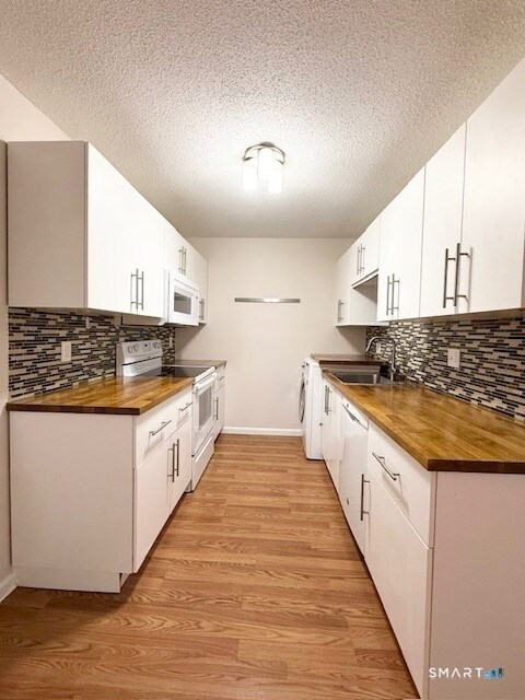 Building Photo - 95 Woodsedge Dr