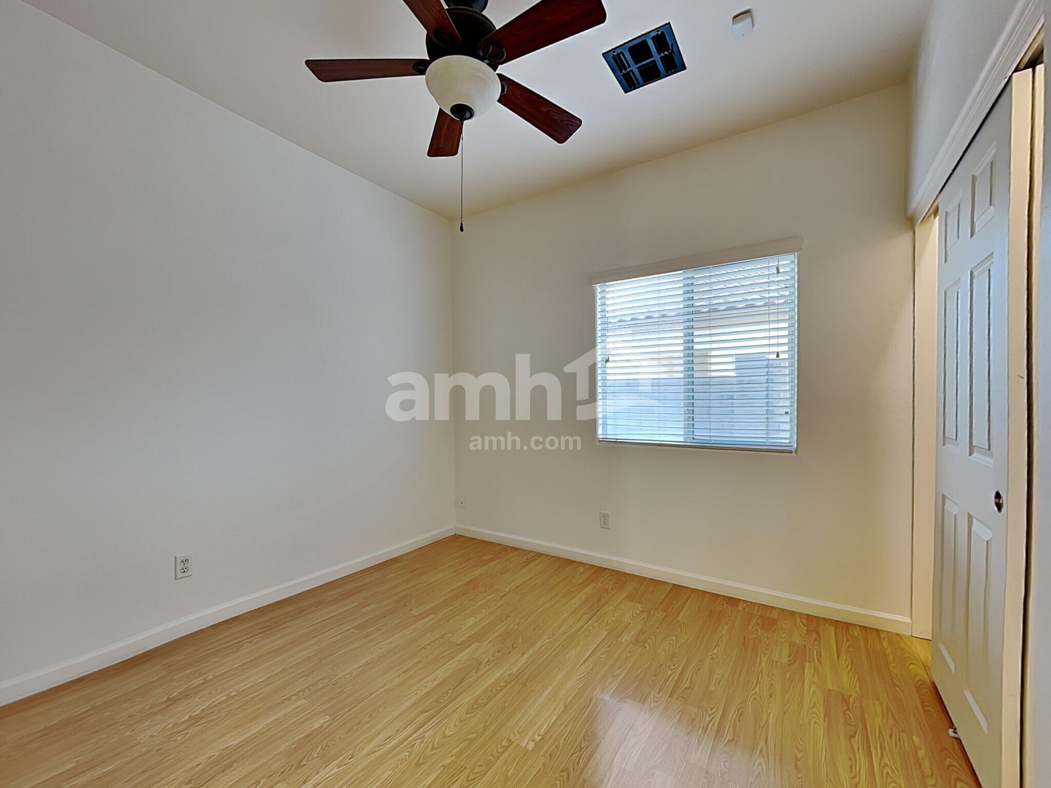 Building Photo - 837 S Roanoke St