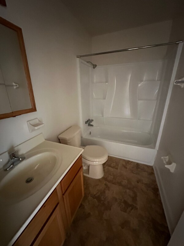 Building Photo - 1903 Country Ln