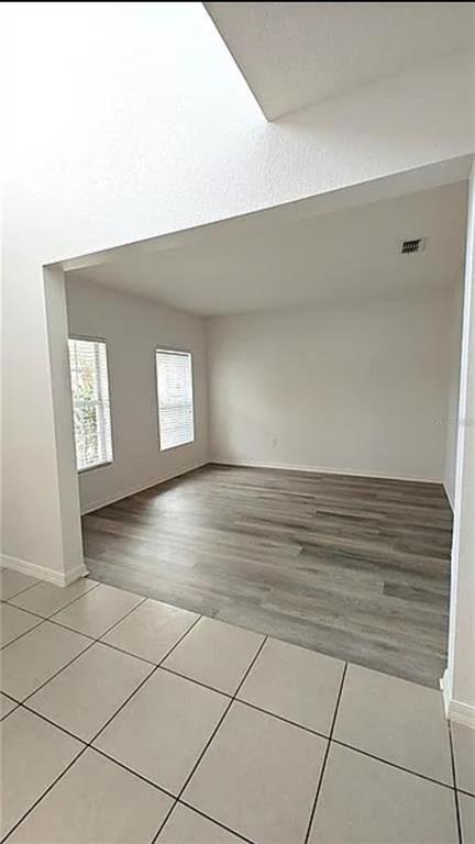 Building Photo - 460 Nadeau Way