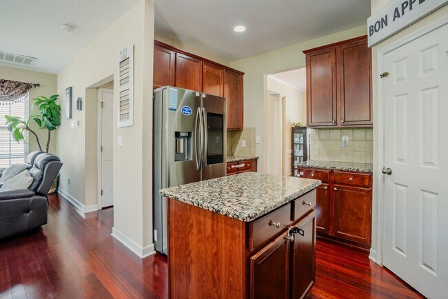 Building Photo - 4 Bedroom Home in the Village at Rolesville