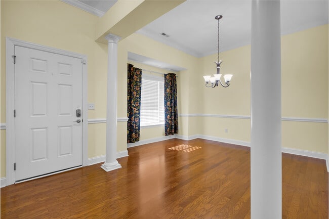 Building Photo - 201 Quincy Ct