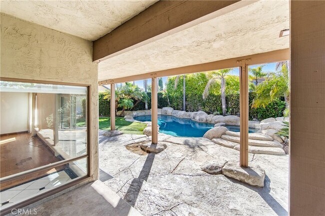 Building Photo - 16293 Wayfarer Ln