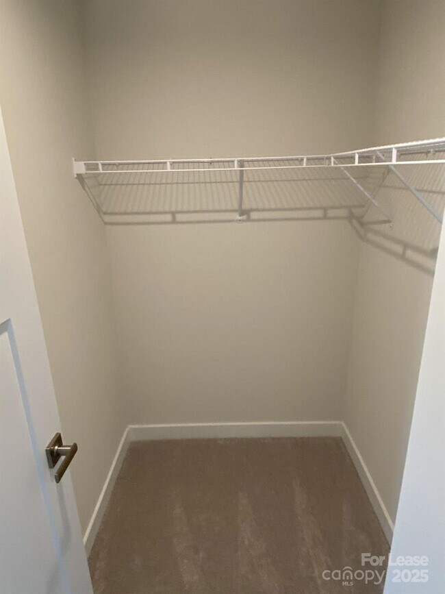 Building Photo - 10460 Dalton Woods Ct NW