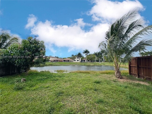 Building Photo - 422 SE 34th Terrace