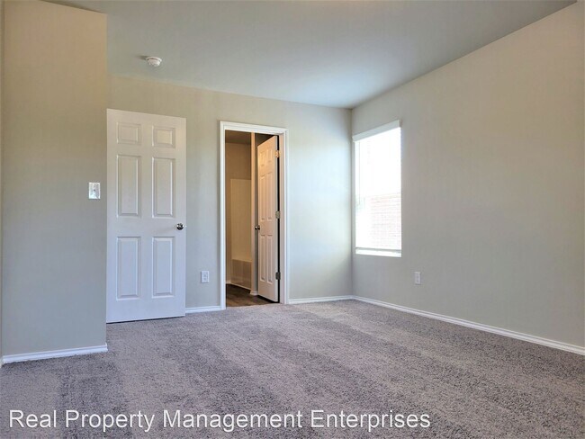 Building Photo - 3 br, 2 bath House - 21242 Winding Brook