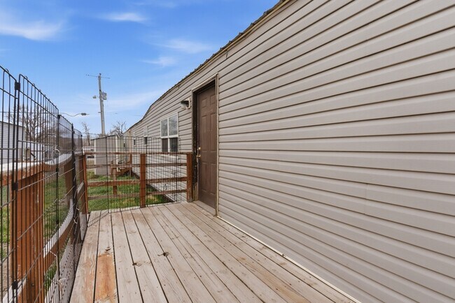 Building Photo - 107 Gumbo Dr