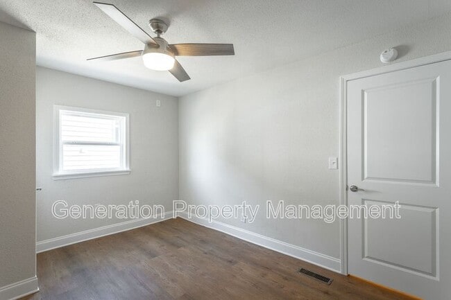 Building Photo - 1902 S Watkins St