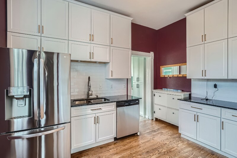 Building Photo - 1148 Mariposa St