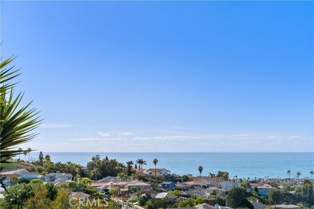 Building Photo - 723 Avenida Presidio