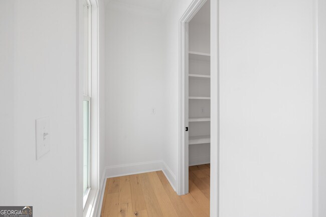 Building Photo - 2151 Osprey Poynte