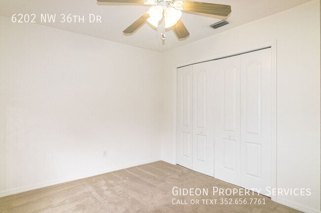 Building Photo - 6202 NW 36th Dr