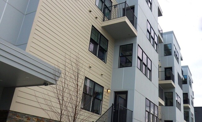 Building Photo - 76 Stonley Rd