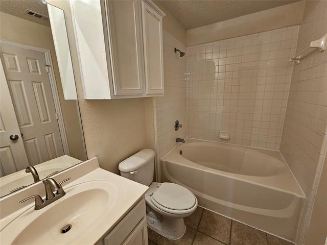 Building Photo - 212 Enchanted Ct