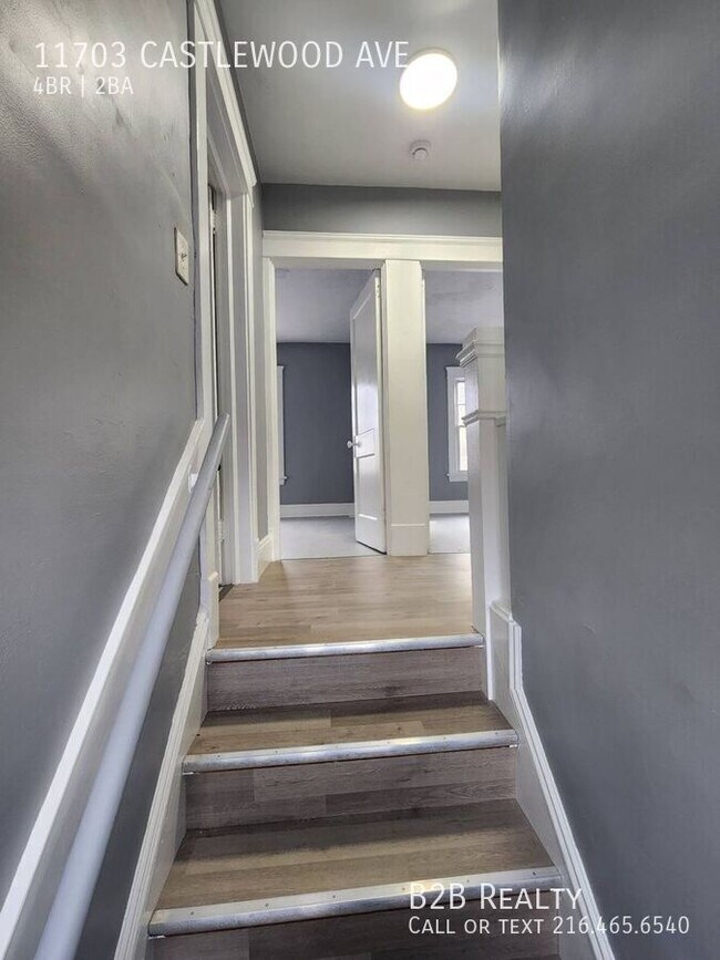 Building Photo - 11703 Castlewood Ave