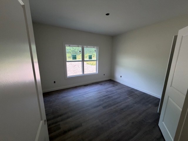 Building Photo - 1855 Holland Rd