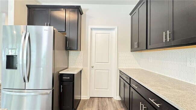 Building Photo - 30 Bur Oak Blvd