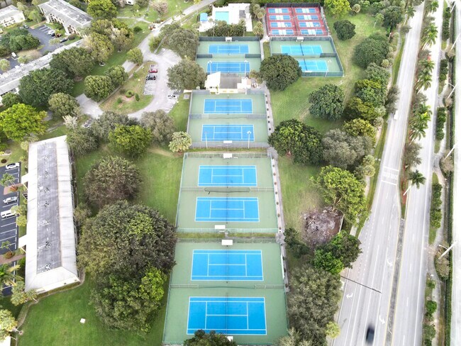 Building Photo - 1801 Eleuthera Point