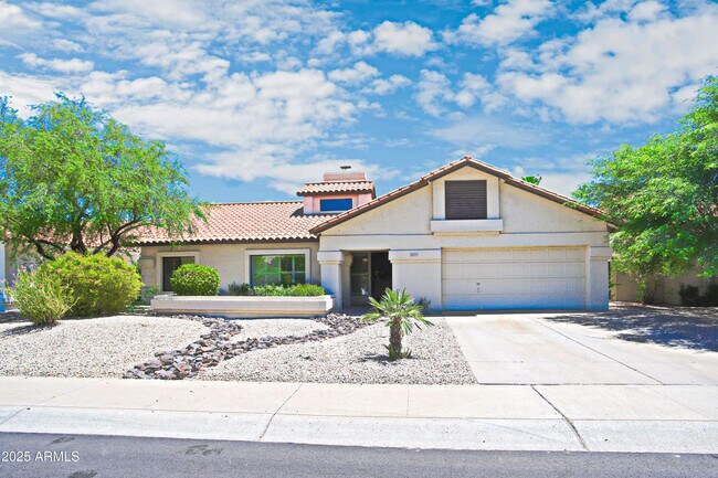 Primary Photo - 10575 E Mission Ln