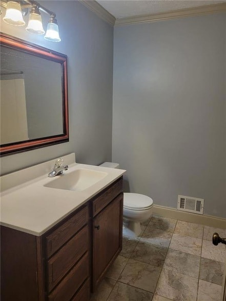 Building Photo - 3717 Leisure Ct