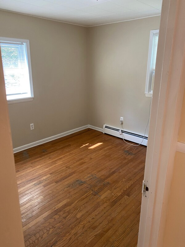 Building Photo - 2315 Green St SE