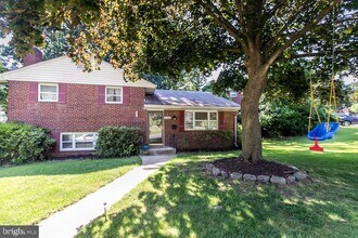 Building Photo - 12217 Hunters Ln