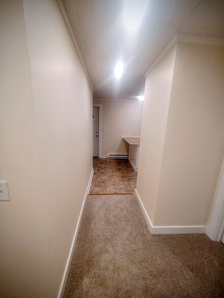 Building Photo - 706 Avenue K