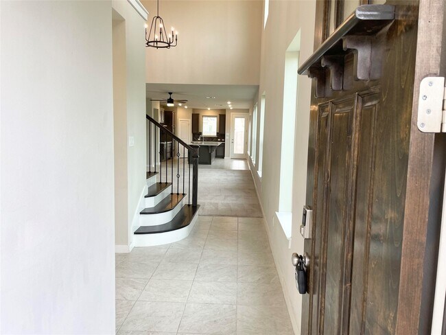 Building Photo - 4927 Shore Arbor Ln