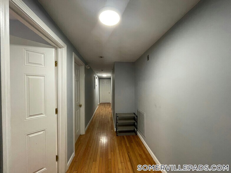 Building Photo - 48 Derby St