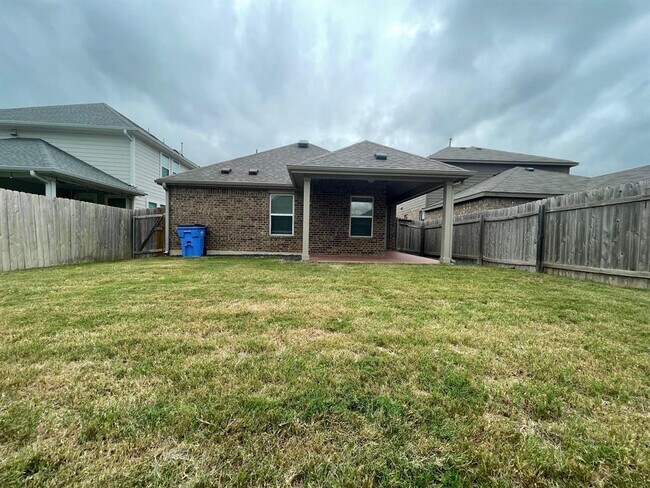 Building Photo - 16911 Alturas Ave