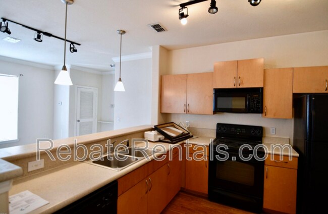 Building Photo - 8290 Gate Pkwy W