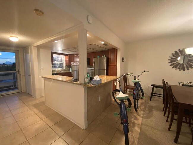 Building Photo - 5575 Gulf Blvd