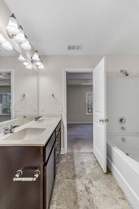 Building Photo - 505 Ferguson Ln