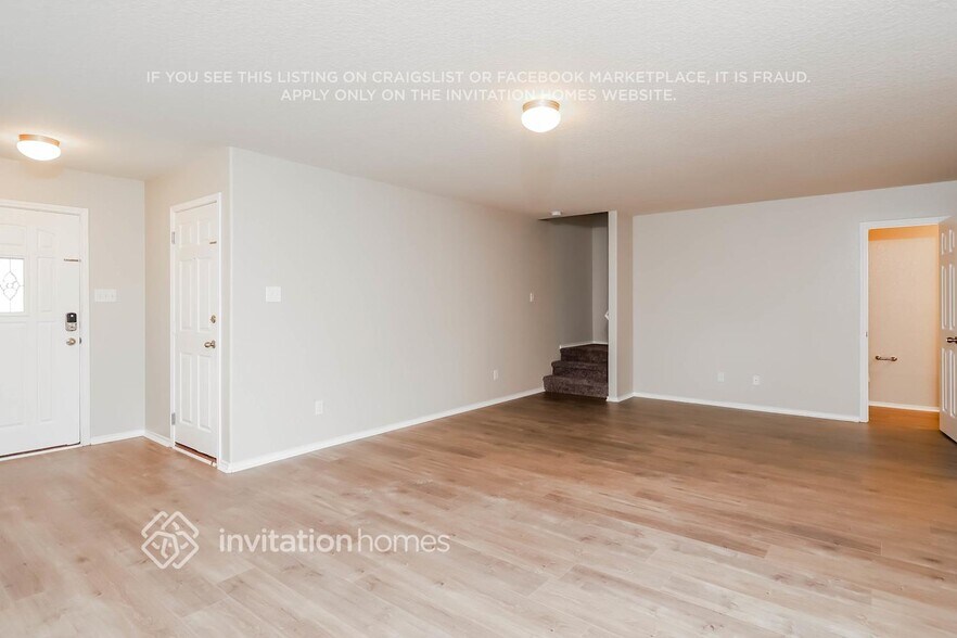 Building Photo - 9226 Pacific Maple