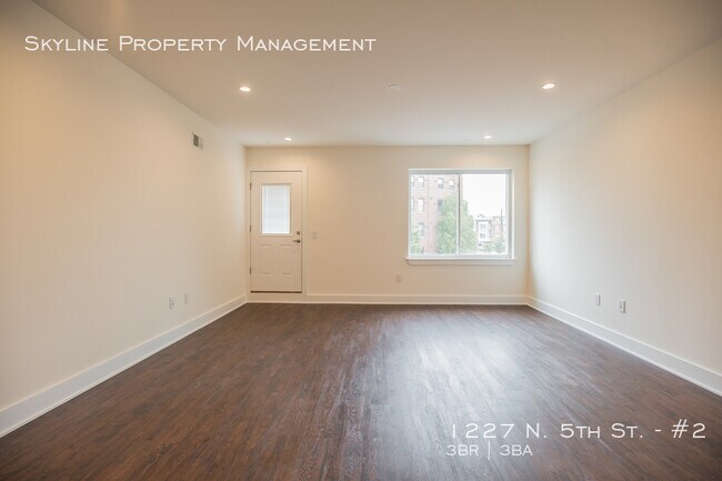 Building Photo - 1227 N 5th St