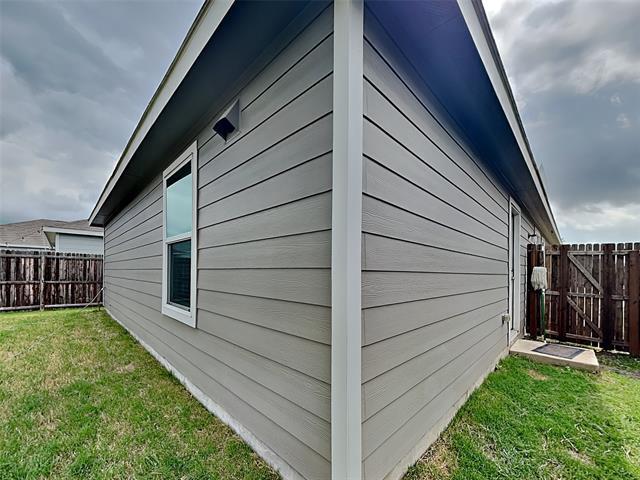 Building Photo - 5603 Elwood Dr